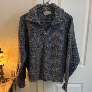 Everlane Blue & White Half-Zip Sweater